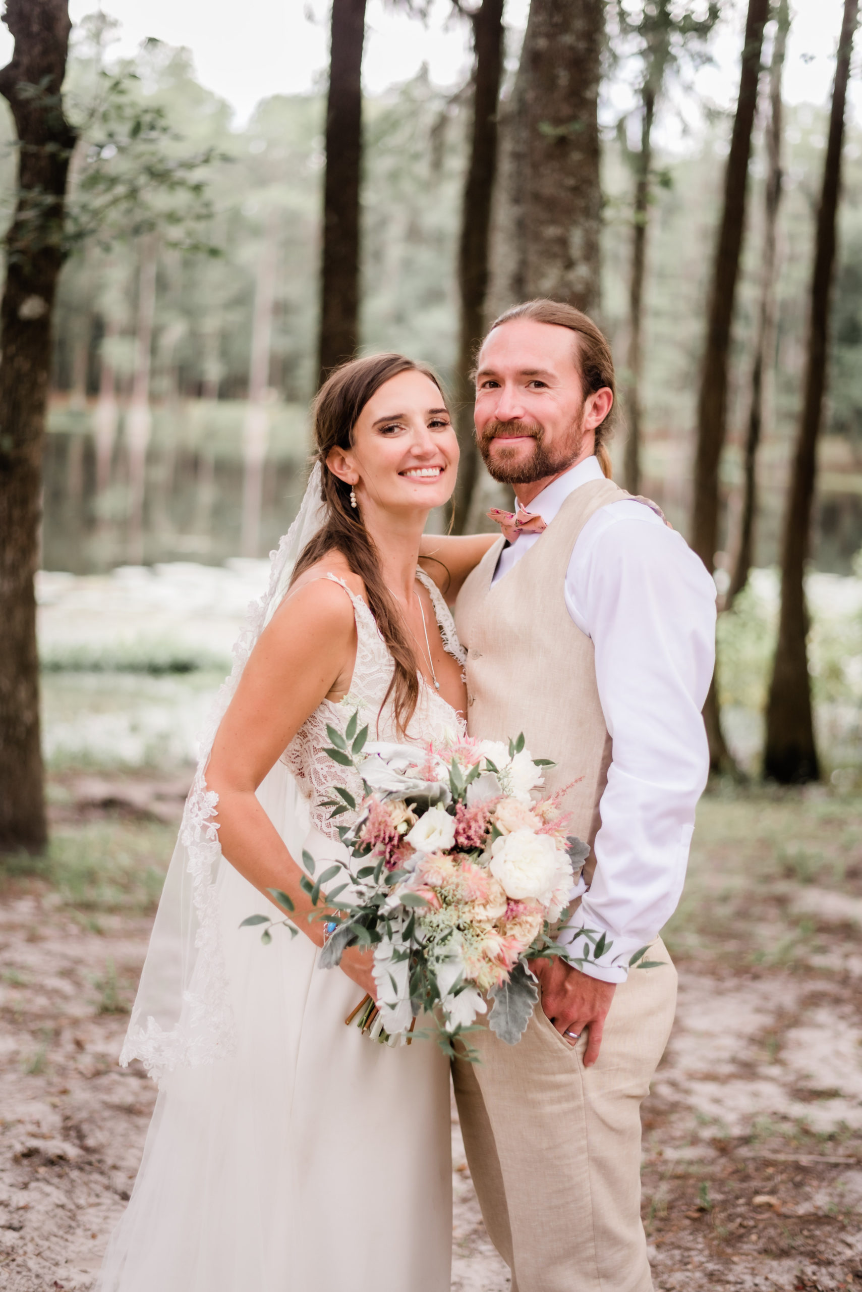 Bride and Groom photos at Spirit of the Suwannee wedding, Live Oak Florida, Black Tie and Co.