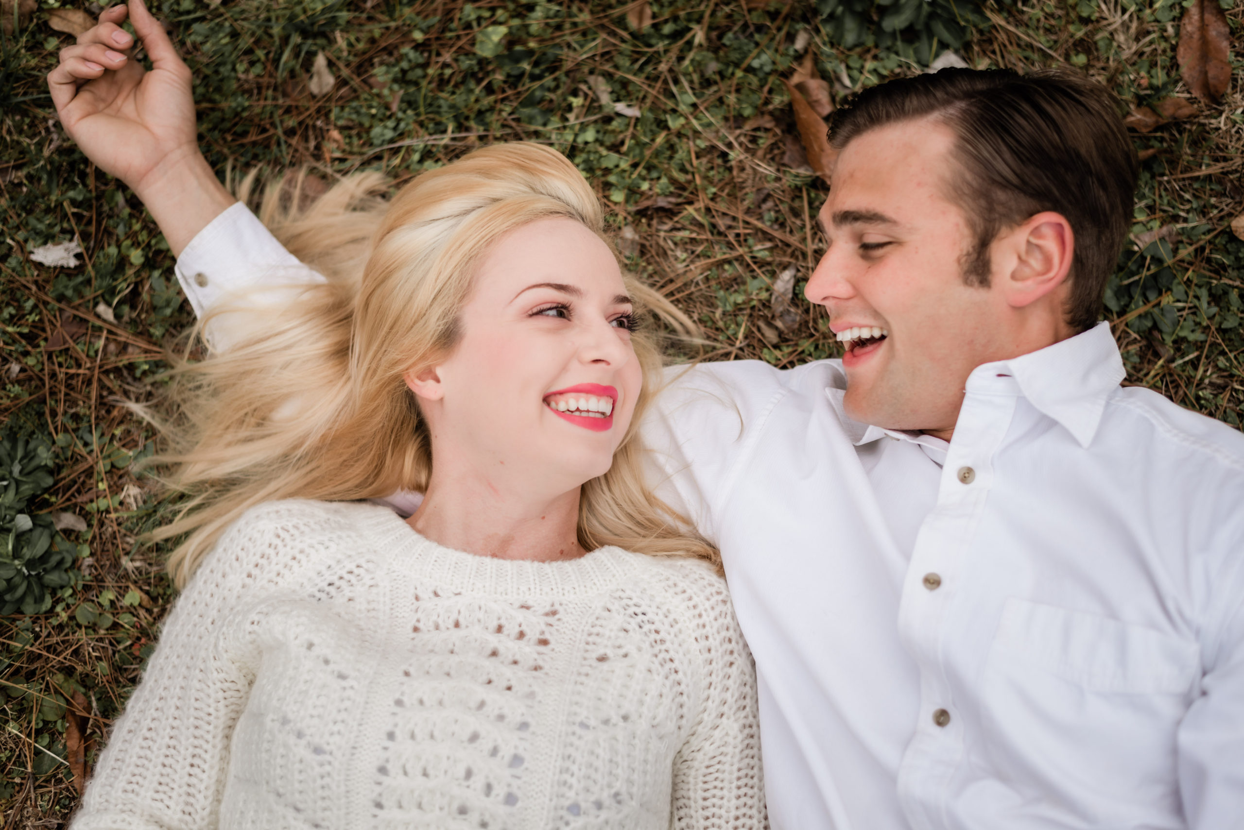 modern engagement photos at heritage park and gardens in live oak Florida by Black tie and co