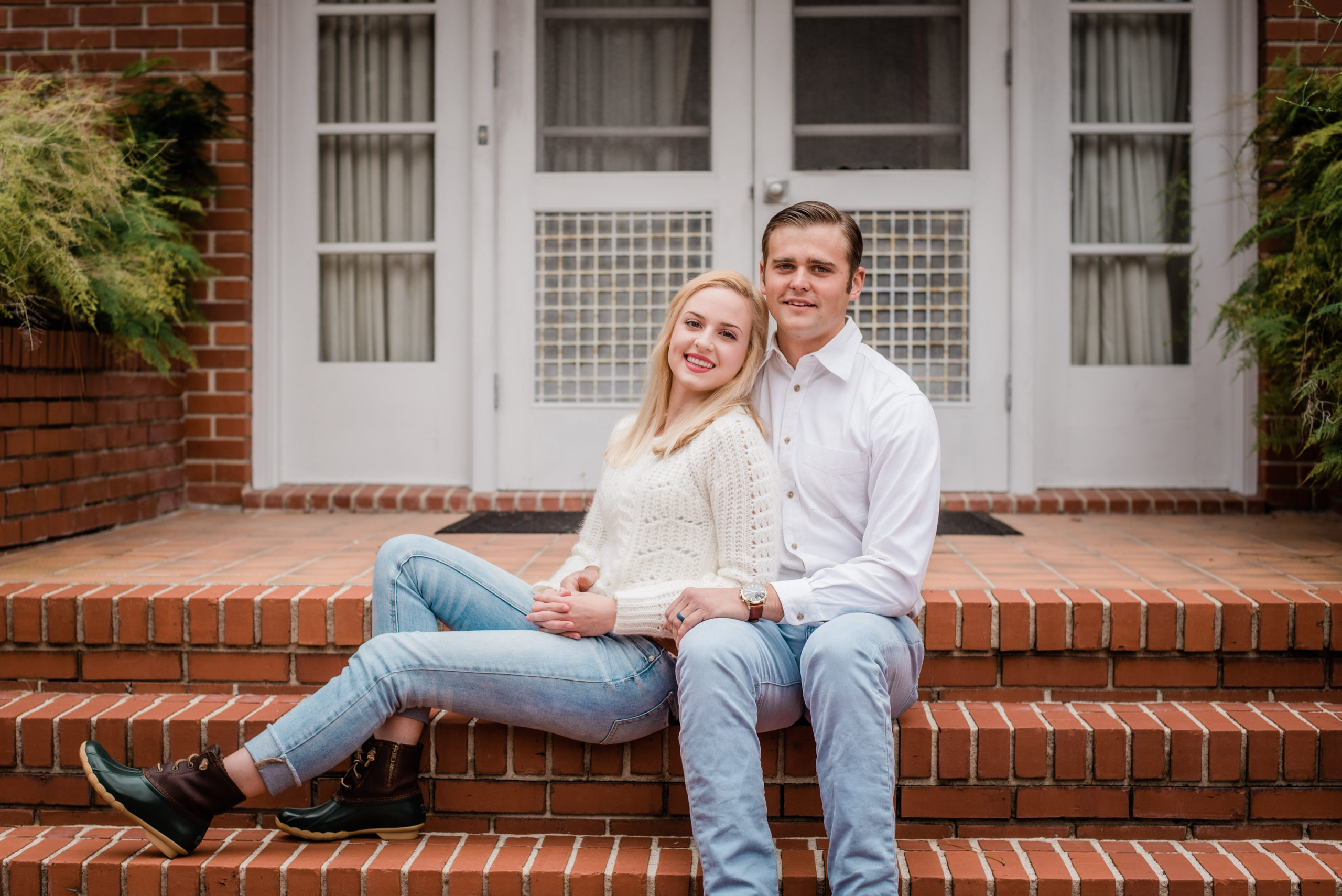 engagement photos at heritage park and gardens in live oak Florida by Black tie and co