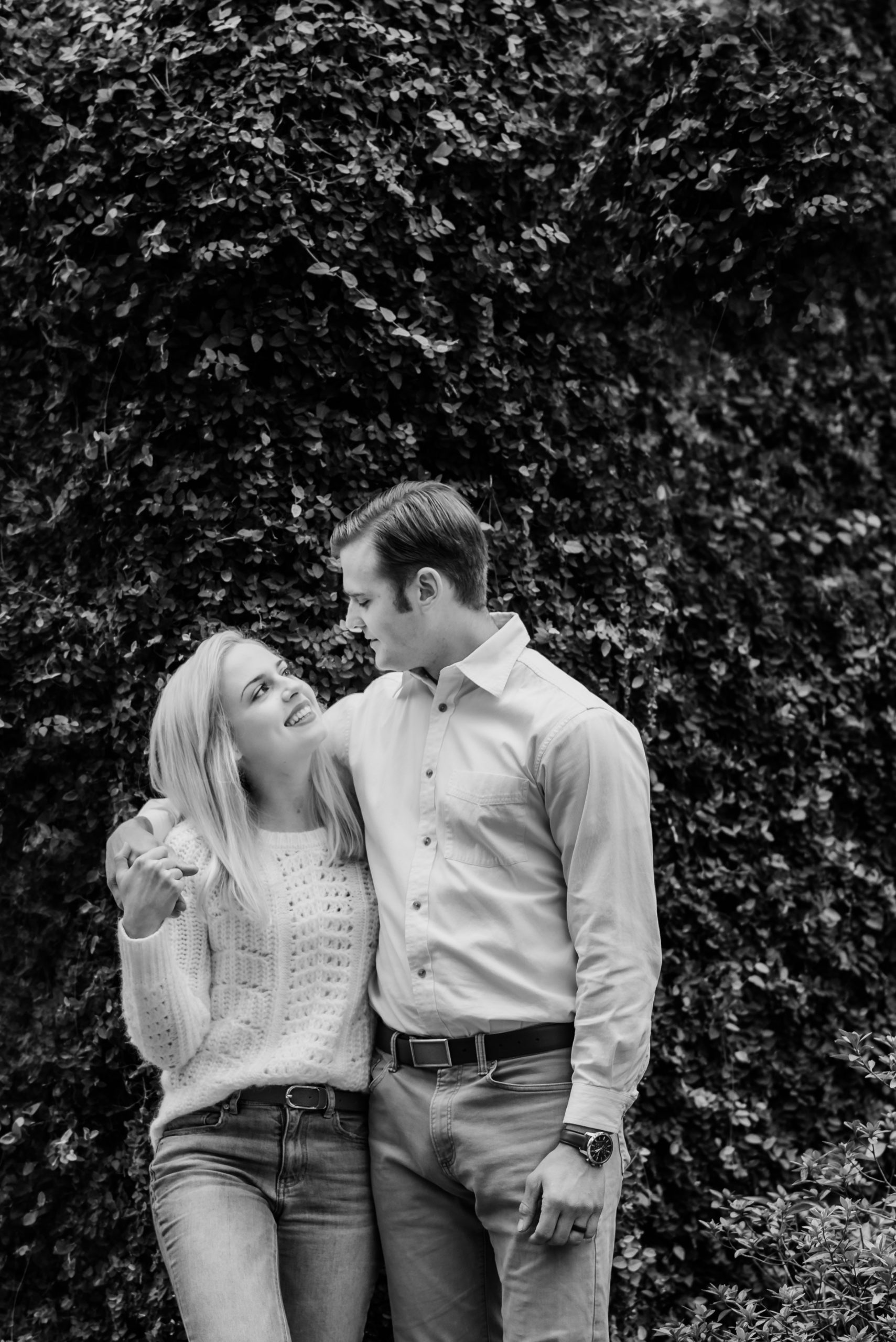 couples engagement session at heritage park and gardens in live oak Florida by Black tie and co